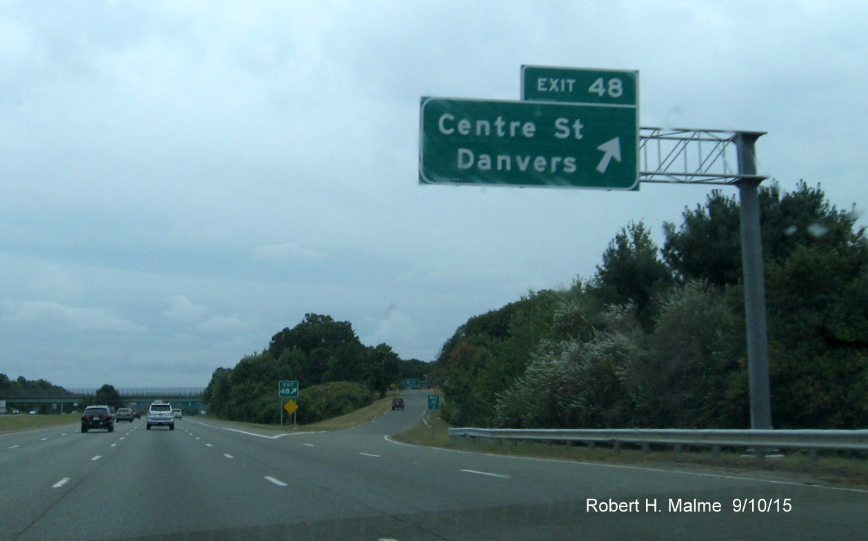 Image of overhead exit sign for Centre Street on I-95 South in Danvers