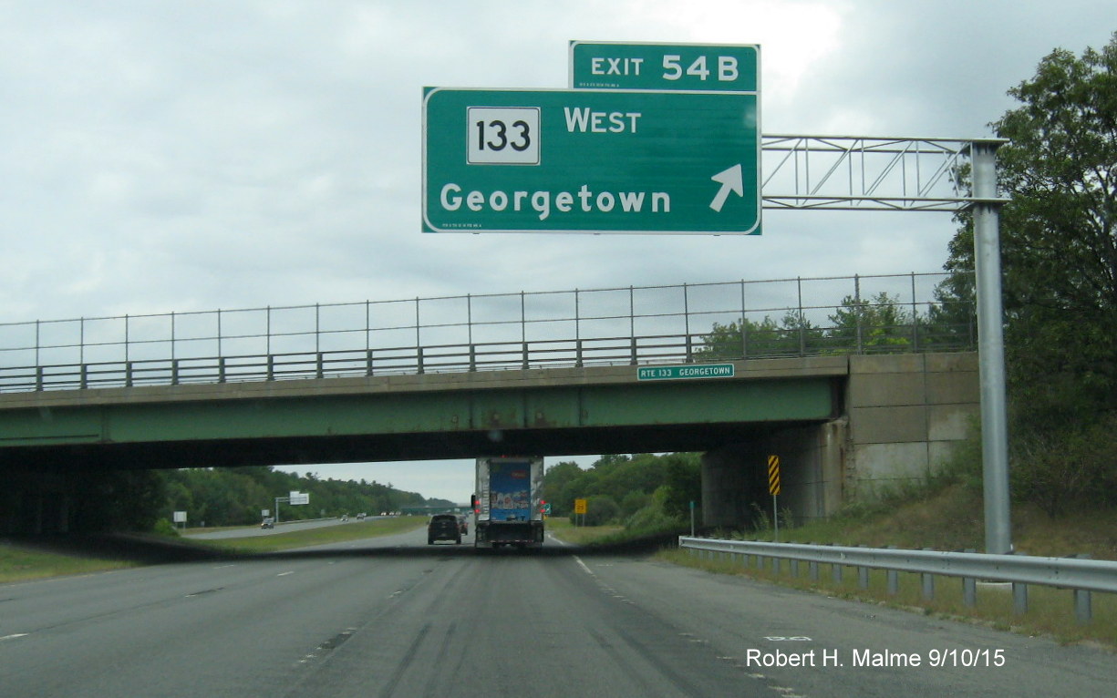 Image of exit signage for MA 133 West on I-95 North in Georgetown