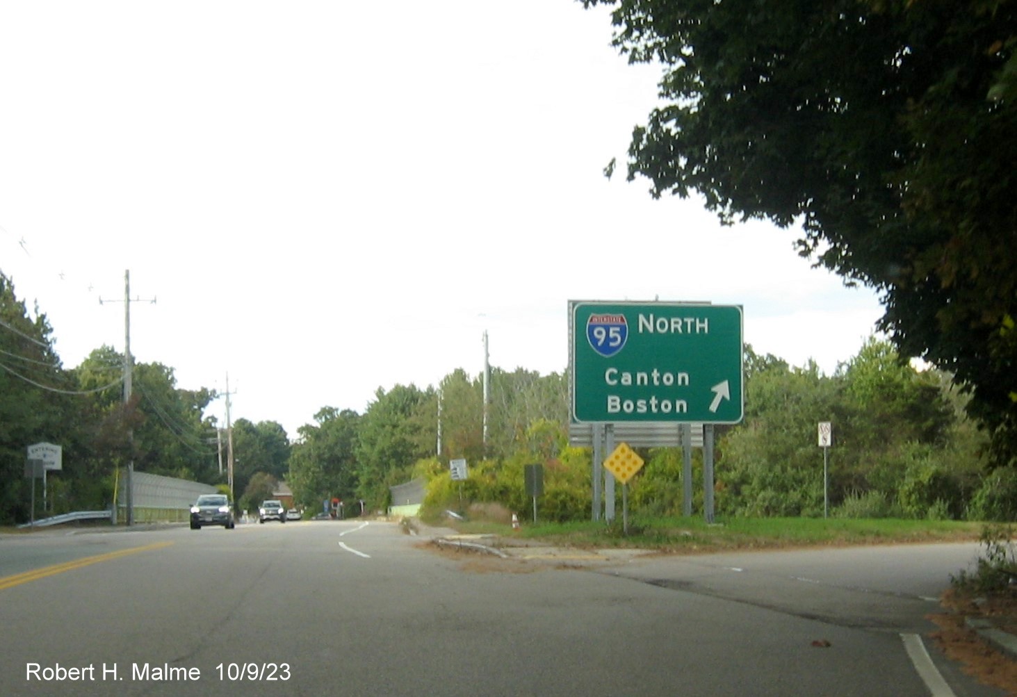 Image of new mixed case ramp sign for I-95 North heading west on Coney Street in Sharon, October 2023