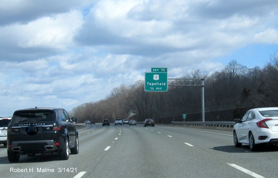Image of 1/2 mile advance sign for US 1 exit with new milepost based exit number on I-95 North in Danvers, March 2021