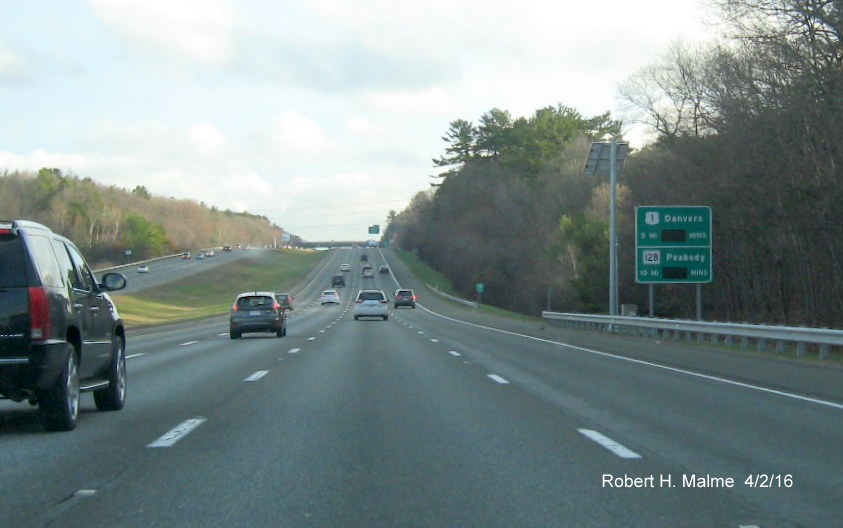 Image of newly placed RTT sign along I-95 South in Boxford