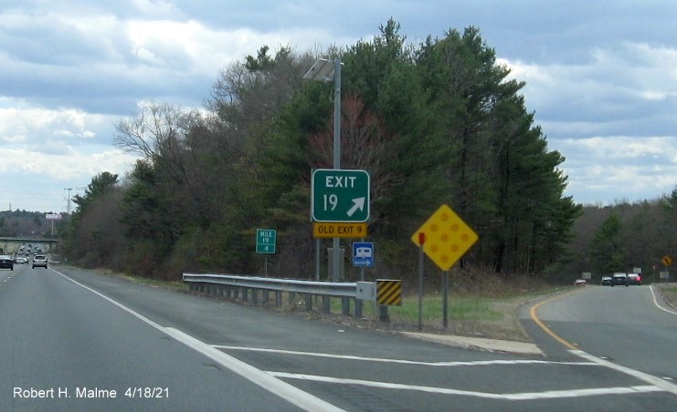 Image of gore sign for US 1 exit with new milepost based exit number and yellow Old Exit 9 advisory sign attached below on I-95 South in Sharon, April 2021 