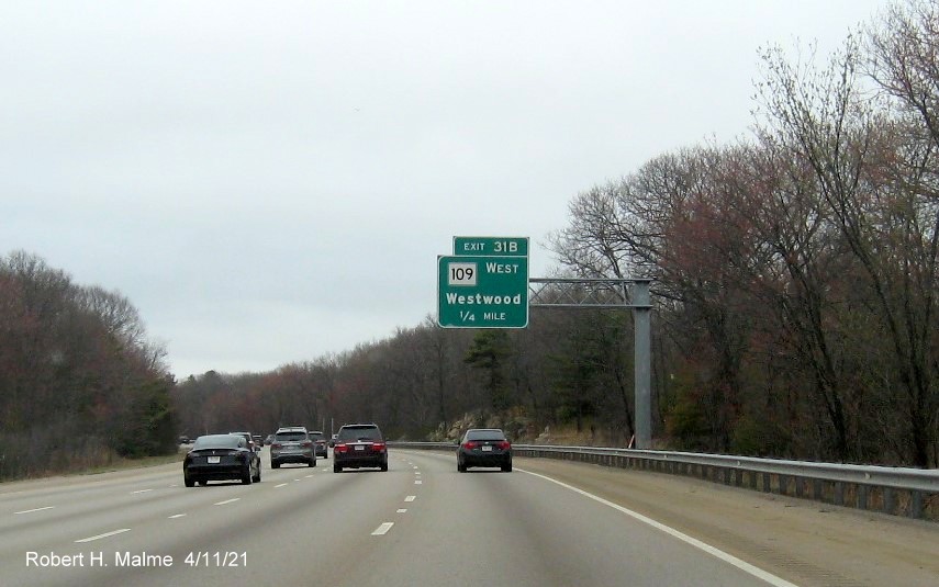 Image of 1/2 Mile advance overhead sign for MA 109 East exit with new milepost based exit numbers on I-95/MA 128 South in Dedham, April 2021