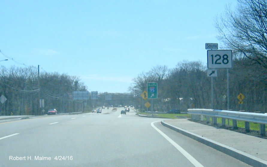 Image of new ground-mounted I-95 South trailblazer guide sign on MA 109 West in Dedham