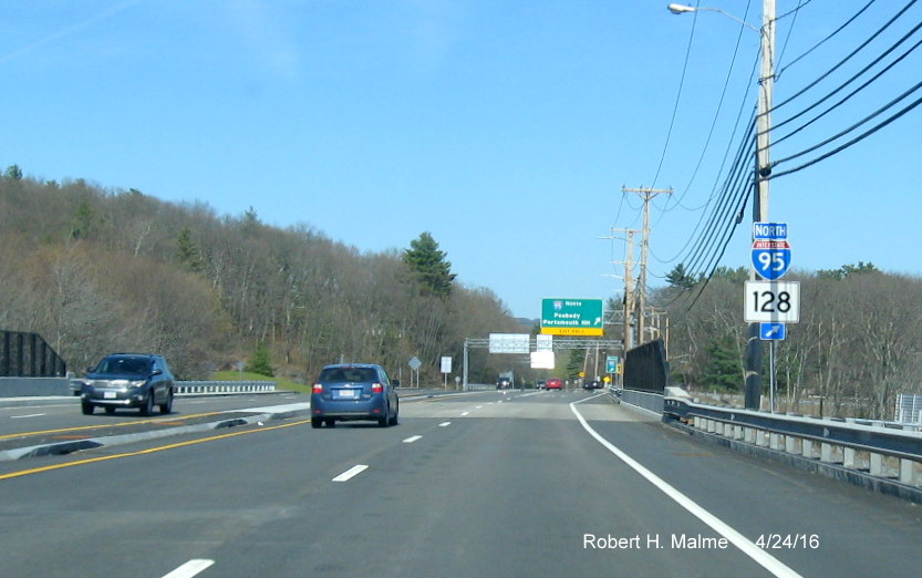 Image of combined I-95 / MA 128 South auxiliary trailblazer on MA 109 East in Dedham