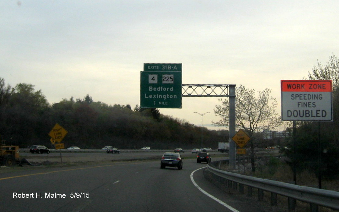 Image of 1 Mile Advance Overhead sign for MA 4/225 Exit on I-95 South
