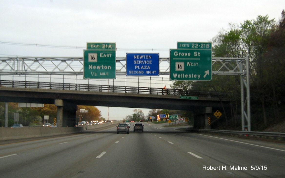 Image of advance overhead exit signage for MA 16 on I-95 South in Newton