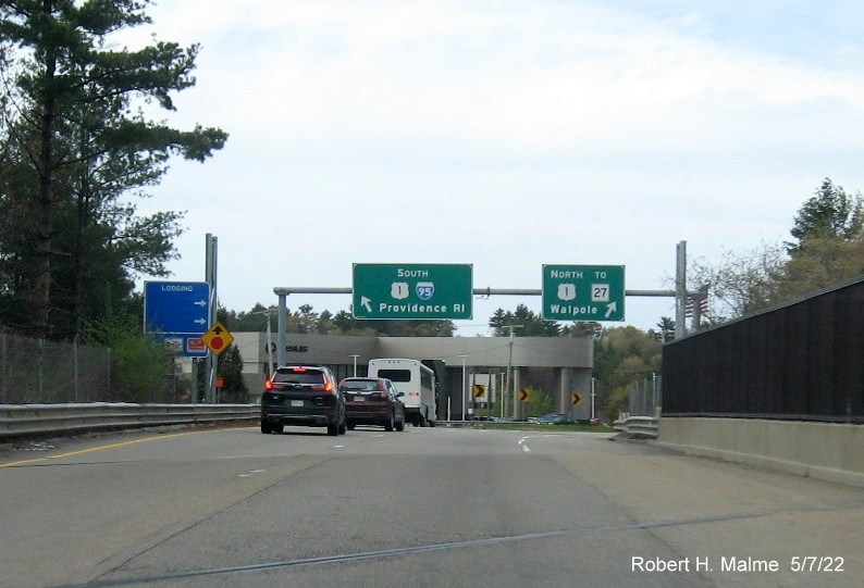 Image of new support posts for future guide signage at split of ramps along US 1 North in Sharon, May 2022