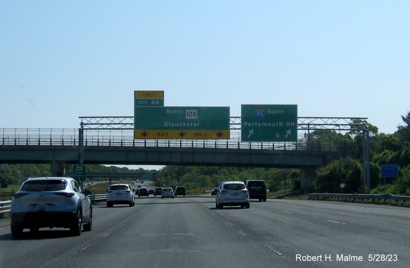 Image of recently replaced 1/2 mile advance diagrammatic sign for MA 128 North exit on I-95 North in Peabody, March 2023