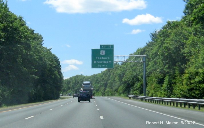 Image of newly placed 1/2 mile advance overhead sign for US 1 exit on I-95 South in Sharon, June 2022