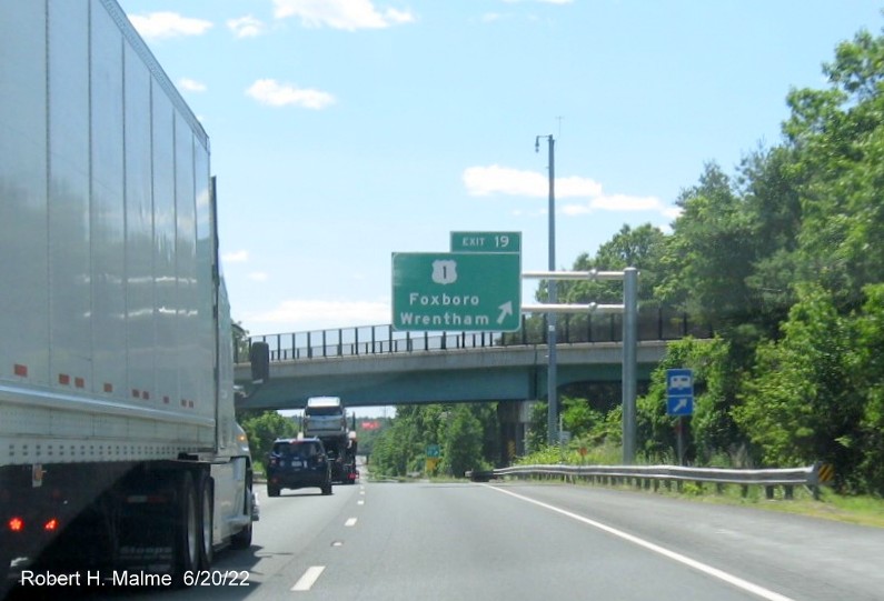 Image of newly placed overhead ramp sign for US 1 exit on I-95 South in Sharon, June 2022