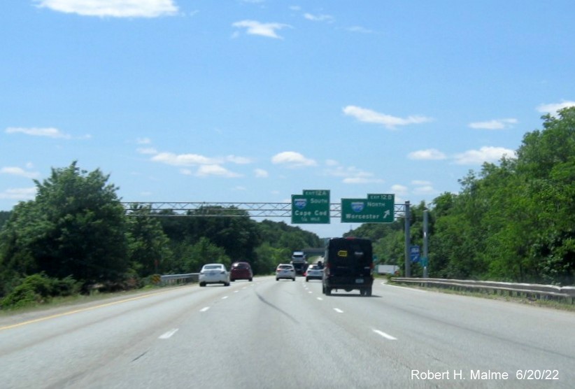 Image of newly placed support post for future I-495 ramp signage on I-95 South in Foxboro, June 2022