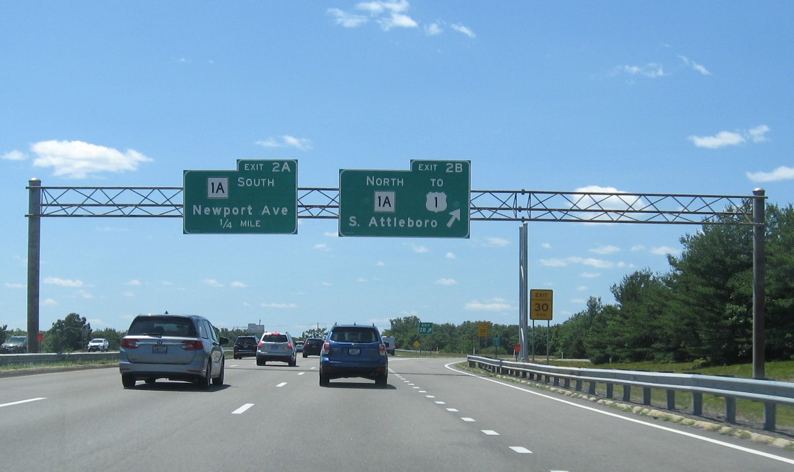 Image of newly placed support post for future overhead signs at ramp to MA 1A North on I-95 South in Attleboro, June 2022