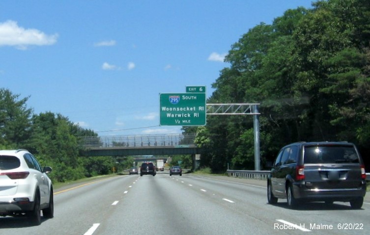 Image of newly placed 1/2 Mile advance overhead sign for I-295 South exit on I-95 North in Attleboro, June 2022