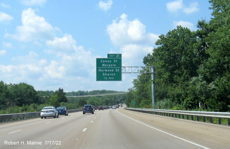 Image of recently placed 1/2 mile advance overhead sign for Coney Street/Norwood Street exit on I-95 South in Norwood, July 2021