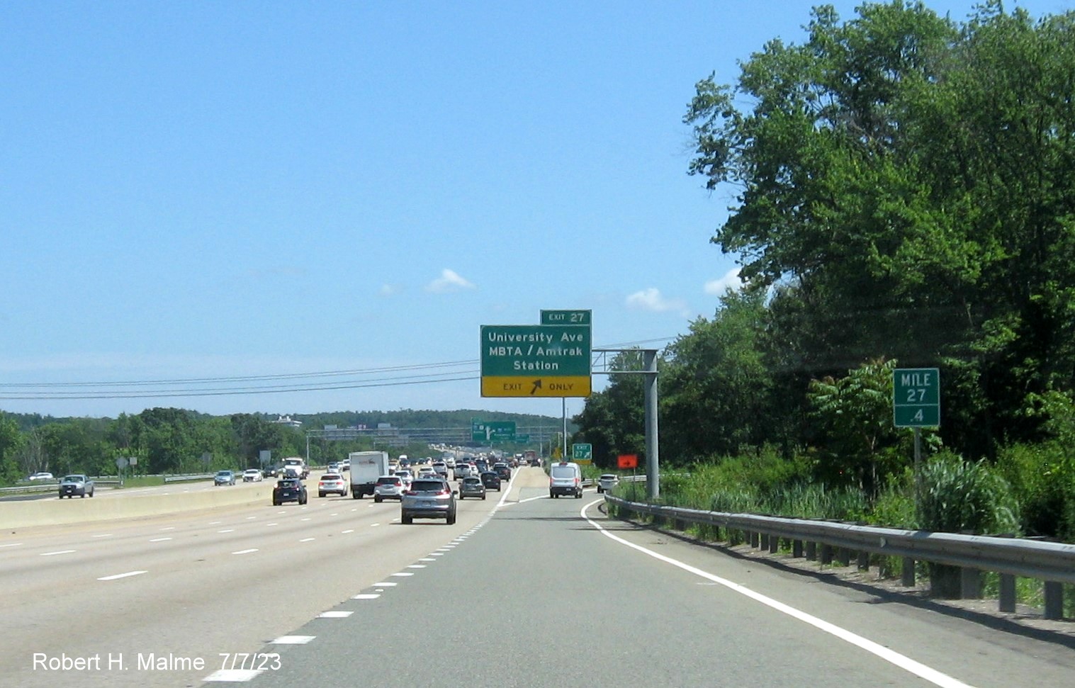 Image of newly placed Mile 27.4 marker along I-95 South in Westwood, July 2023