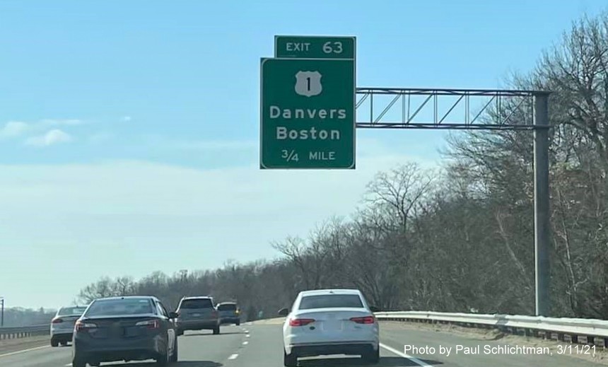 Image of 3/4 mile advance overhead sign for US 1 exit with new milepost based exit number on I-95 South in Peabody, by Paul Schlichtman, March 2021