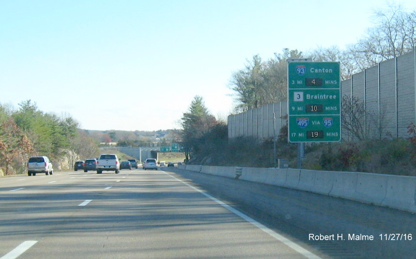 Image of activated Real Time Traffic sign on I-95 South in Dedham
