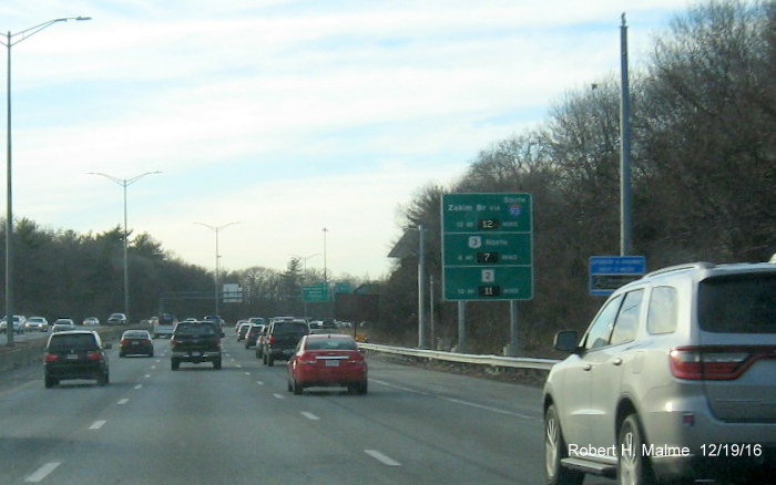 Image of activated Real Time Traffic sign on I-95/MA 128 South just before I-93 interchange in Reading