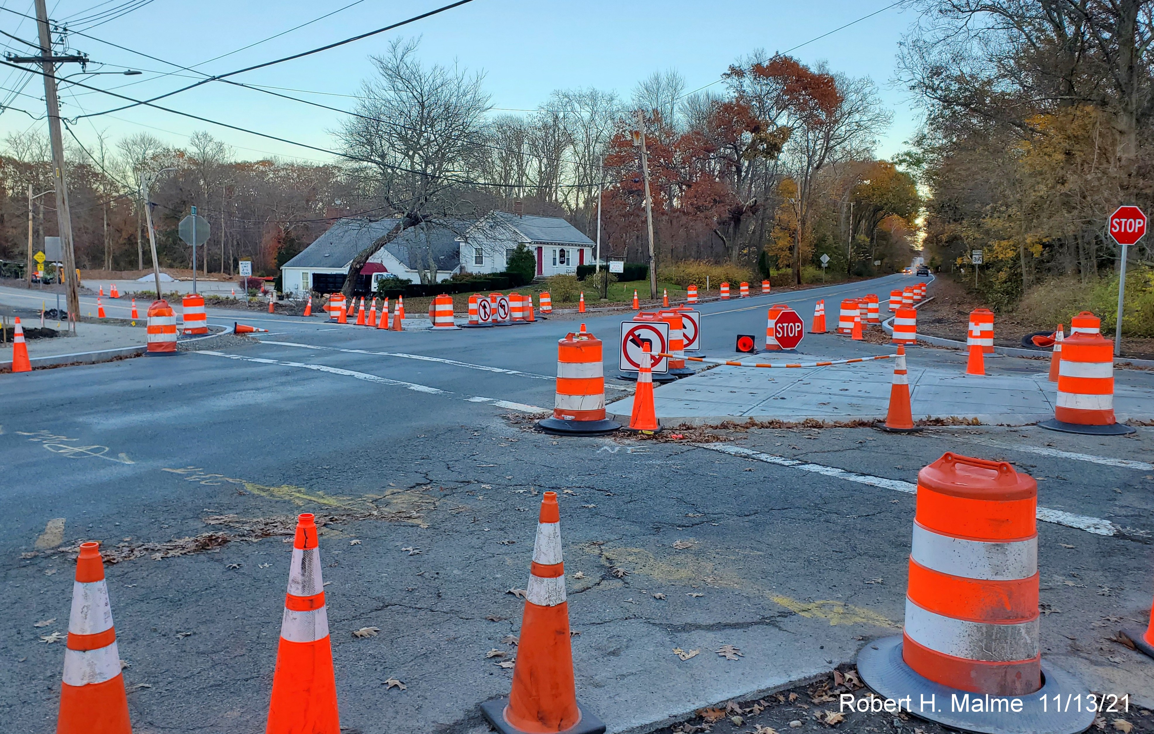 Image of completed traffic islands at intersection of Kilby Street and Chief Justice Cushing Highway (MA 3A) in Hingham, November 2021