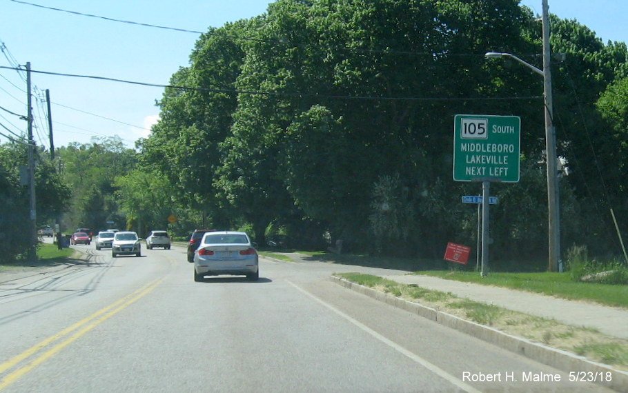 Image of guide sign for beginning of MA 105 South on MA 106 West in Halifax
