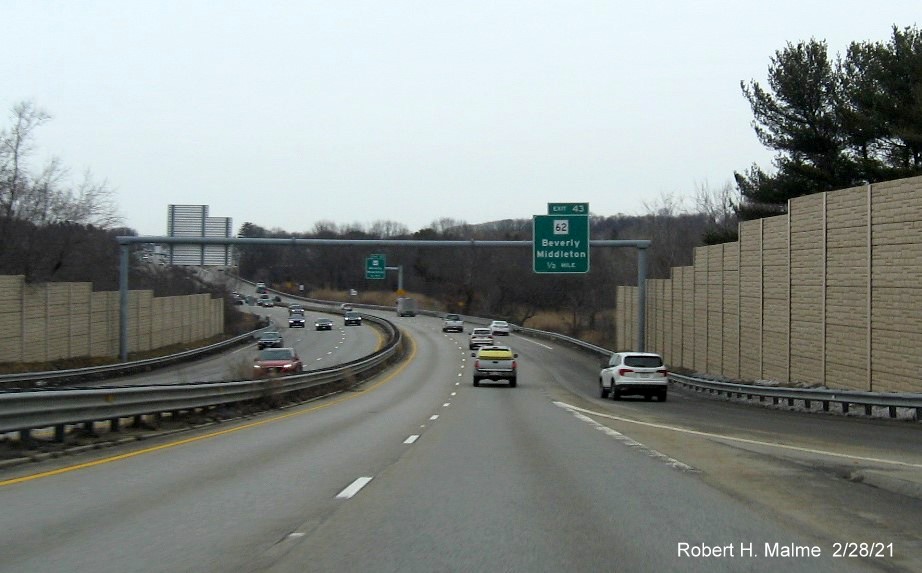 Image of 1/2 mile advance sign for MA 62 exit with new milepost based exit number on MA 128 North in Beverly, February 2021
