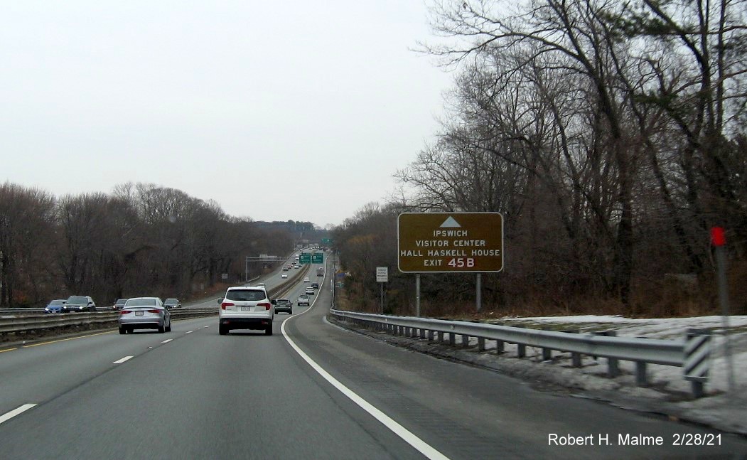 Image of auxiliary sign for MA 1A North exit with new milepost based exit numbers on MA 128 North in Beverly, February 2021
