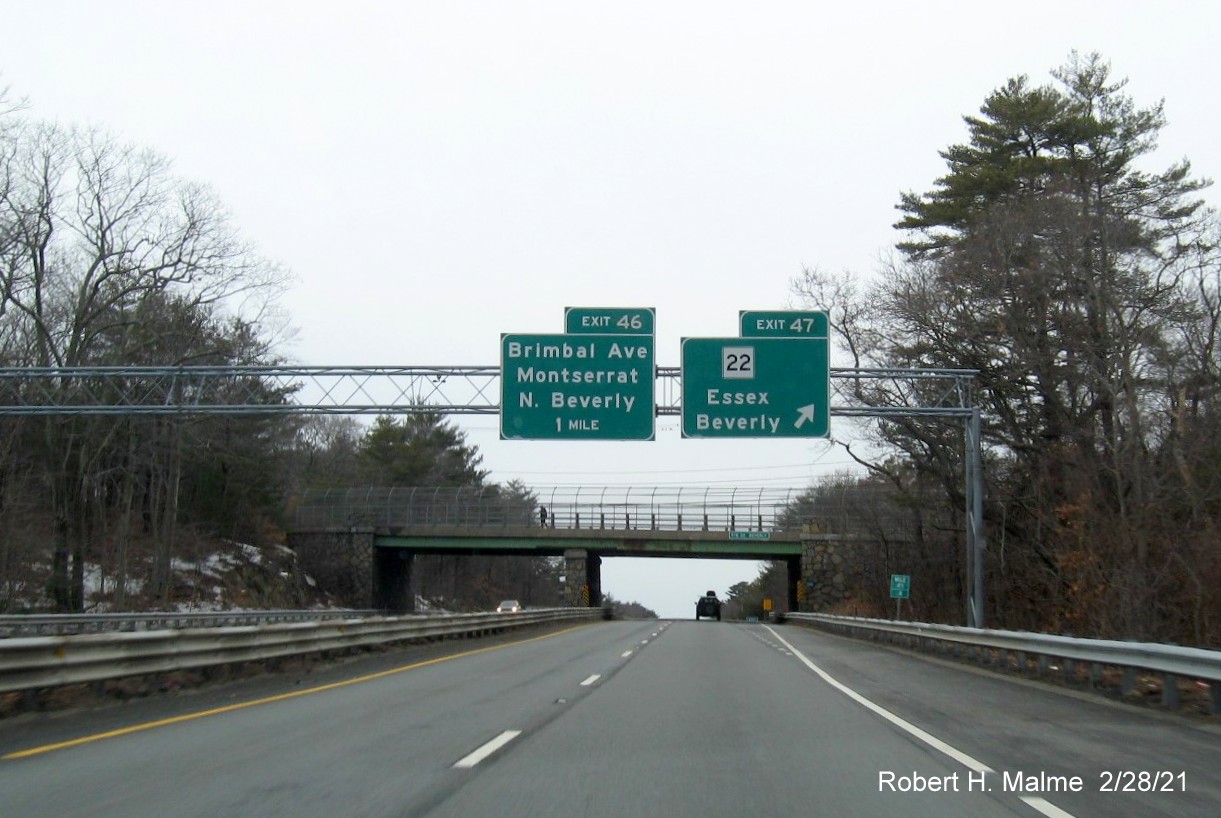 Image of overhead ramp sign for MA 22 exit with new milepost based exit number on MA 128 South in Beverly, February 2021