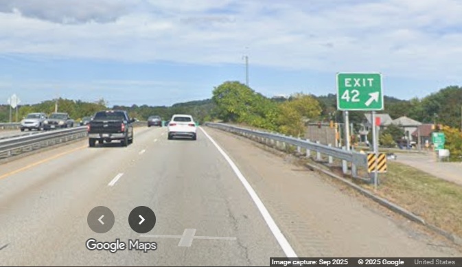 Image of new gore sign for the MA 35 exit on MA 128 North in Danvers, Google Maps Street 
	View, September 2025