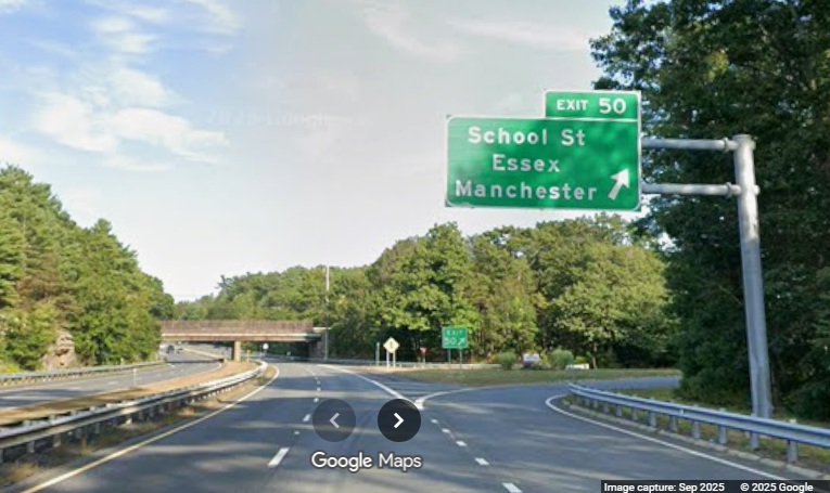 Image of new overhead ramp sign for School Street exit on MA 128 North in 
	Manchester-by-the-Sea, Google Maps Street View, September 2025