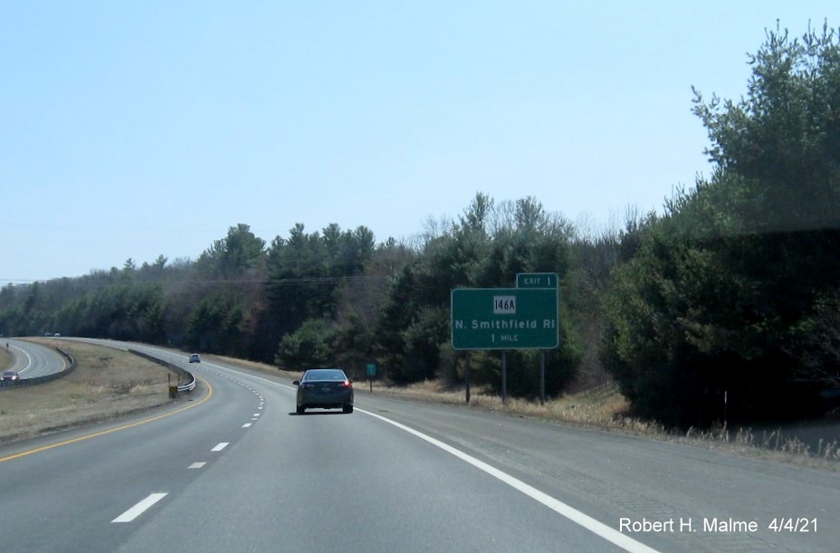 Image of 1 Mile advance sign for MA 146A exit with unchanged exit number on MA 146 South in Uxbridge, April 2021