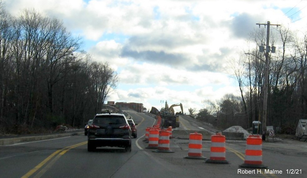 Image of MA 18 southbound lanes narrowed at commuter railroad bridge in South Weymouth, January 2021