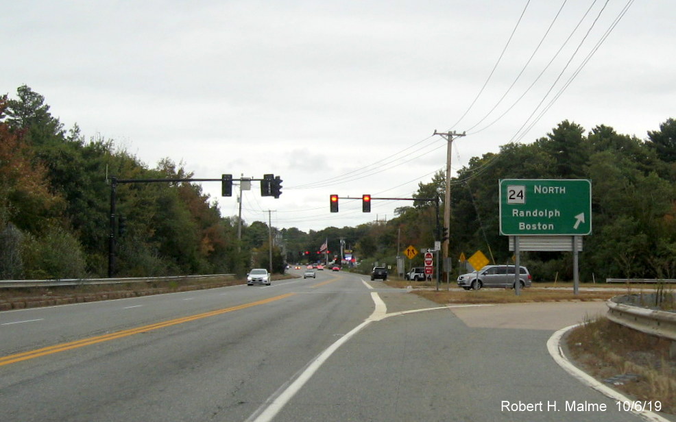 Image of new ramp guide sign for MA 24 North on MA 104 East in Bridgewater