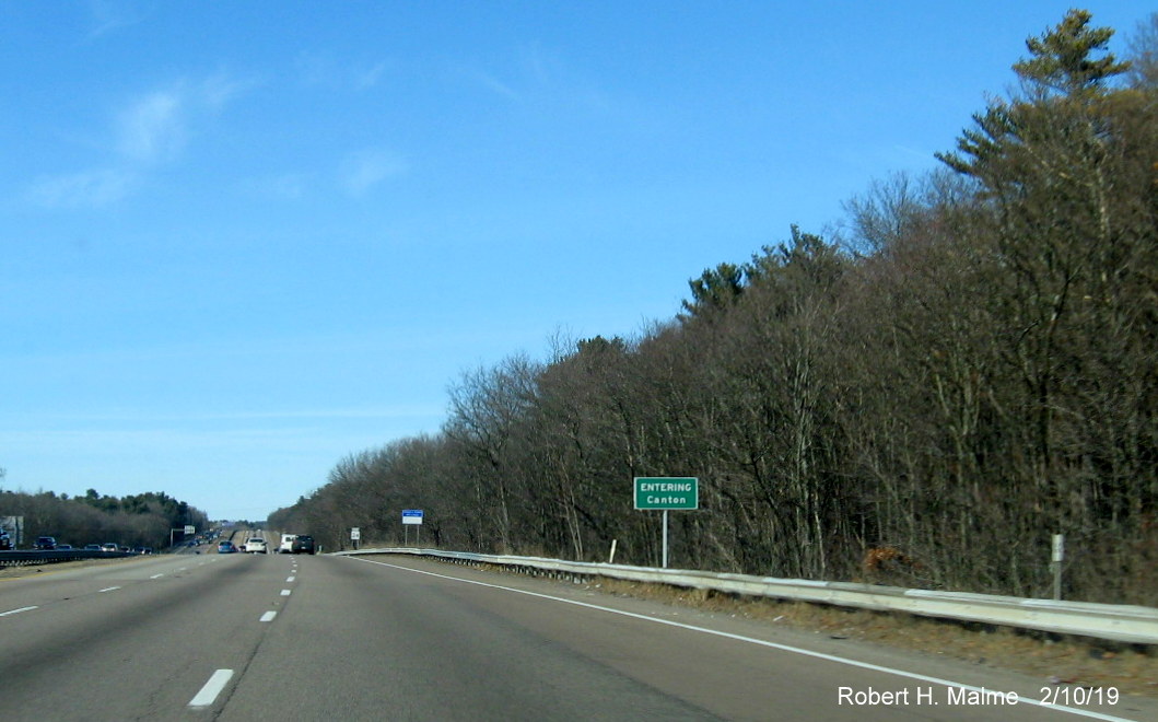 Image of newly installed town boundary sign for Canton on MA 24 North