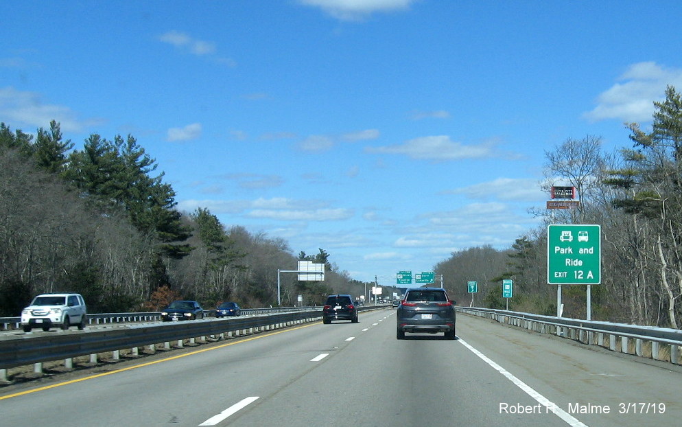 Image of recently placed auxiliary sign for MA 140 South exit on MA 24 North in Taunton