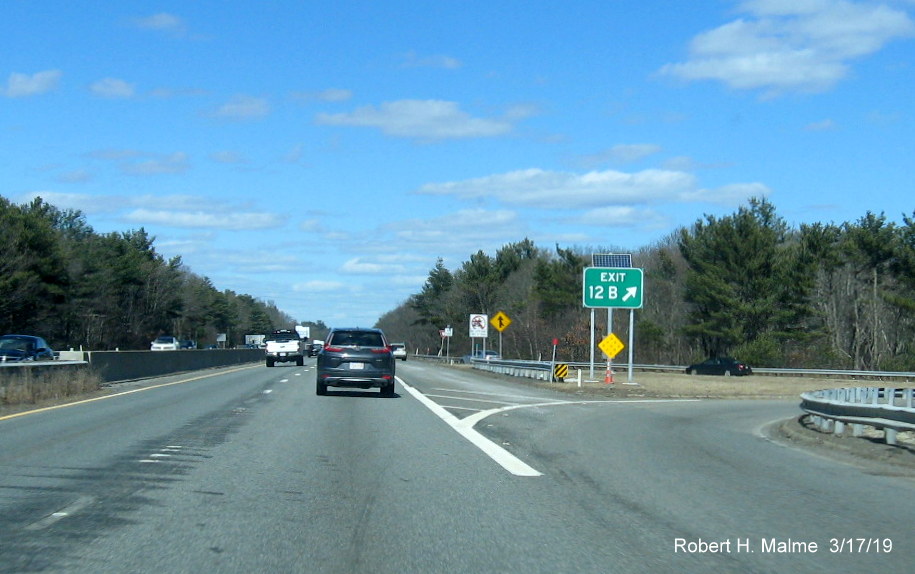Image of newly placed gore sign for MA 140 North exit on MA 24 North in Taunton