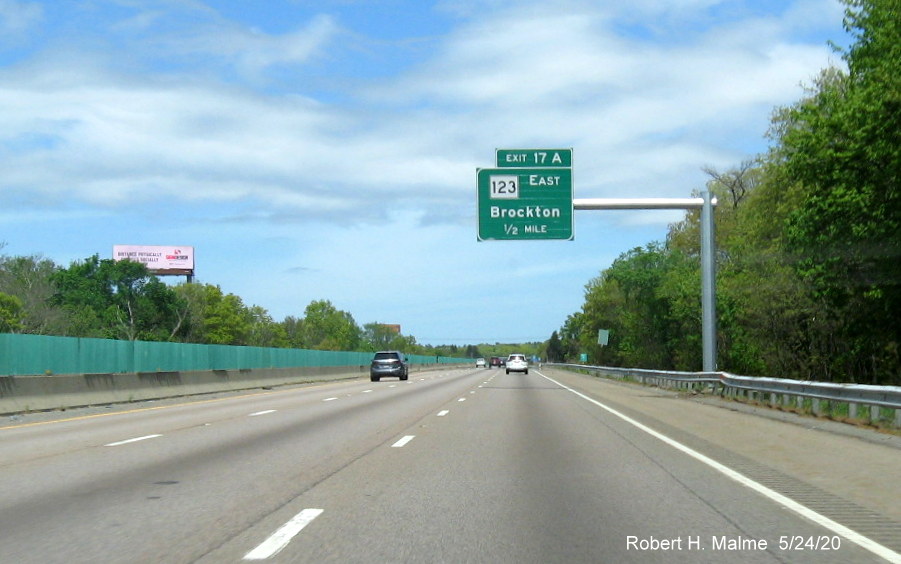 Image of recently placed 1/2 mile advance overhead sign for MA 123 East exit on MA 24 North in Brockton