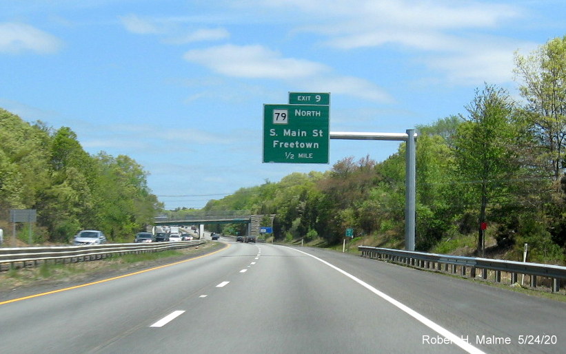 Image of recently placed 1/2 mile advance overhead sign for MA 79 North exit on MA 24 North in Freetown