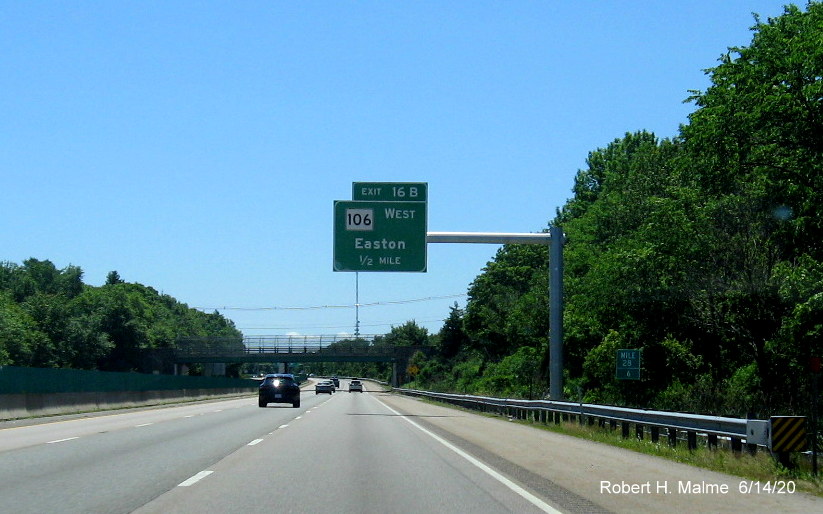 Newly placed 1/2 mile overhead advance sign for MA 106 West exit in West Bridgewater, taken June 2020
