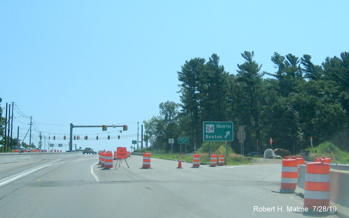 Image of recently placed on-ramp guide sign for MA 24 North on US 44 East at end of bridge construction zone in Taunton
