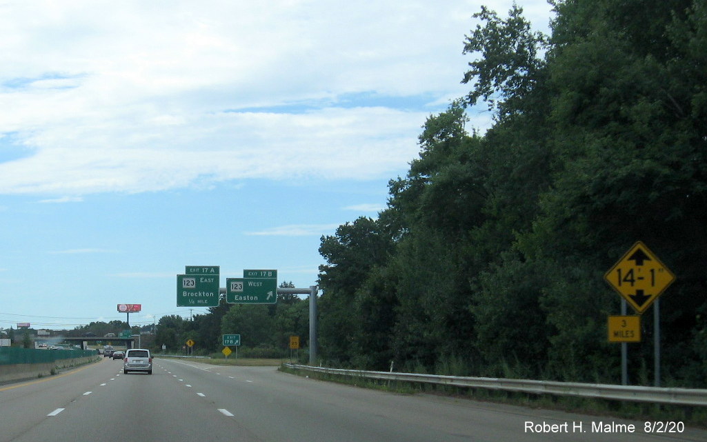 Image of newly placed overhead ramp signs for MA 27 exit on MA 24 South in Brockton
