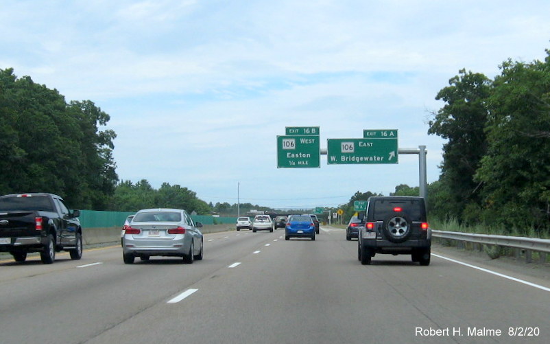 Image of first set of ramp overhead signs at MA 106 exit on MA 24 North in West Bridgewater