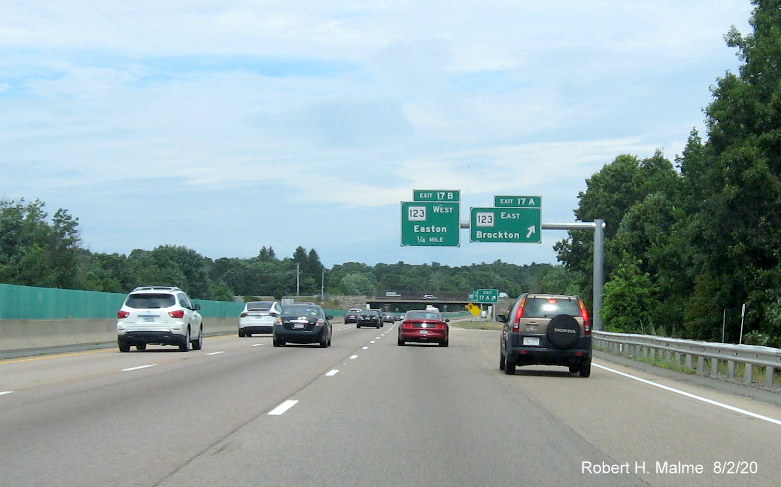 Image of overhead ramp signs for MA 123 East exit on MA 24 North in Brockton, August 2020