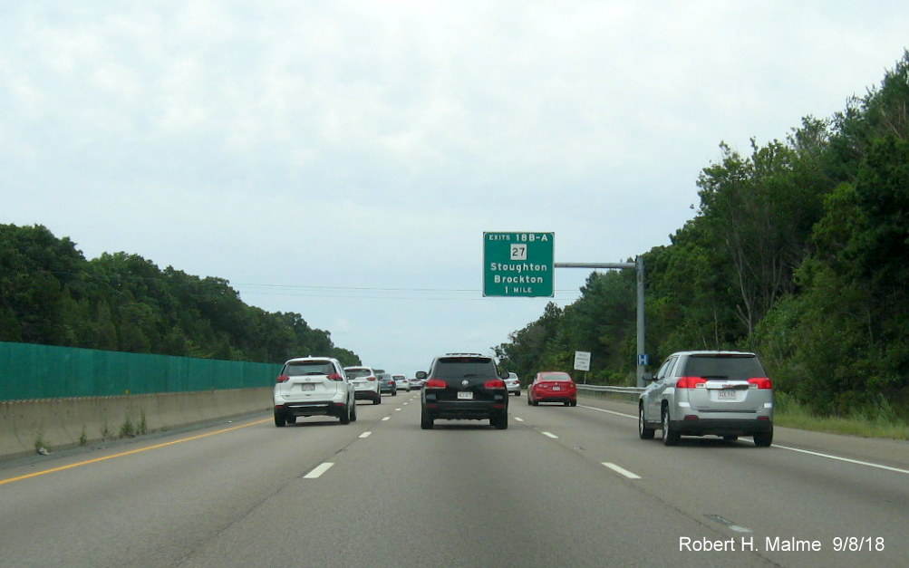 Image of 1-mile advance sign for MA 27 exit in Sept. 2018 on MA 24 South in Brockton