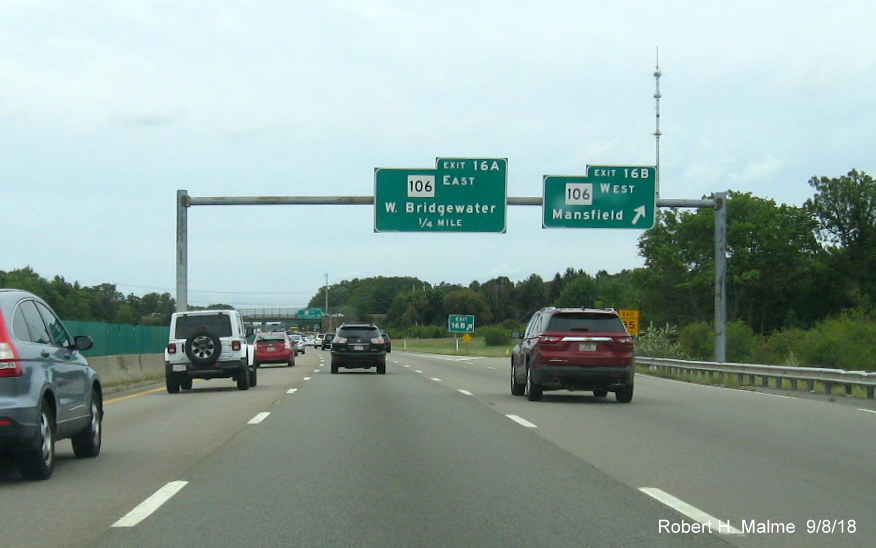 Image of overhead signs at MA 106 West ramp on MA 24 South in West Bridgwater in Sept. 2018