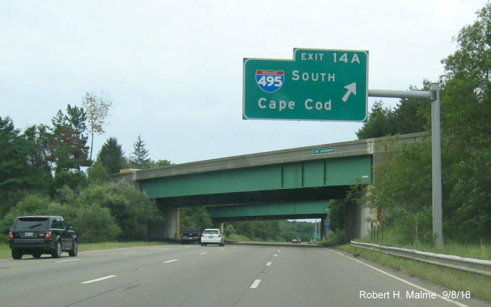 Image of overhead ramp signage for I-495 South exit on MA 24 South in Bridgewater in Sept. 2018r