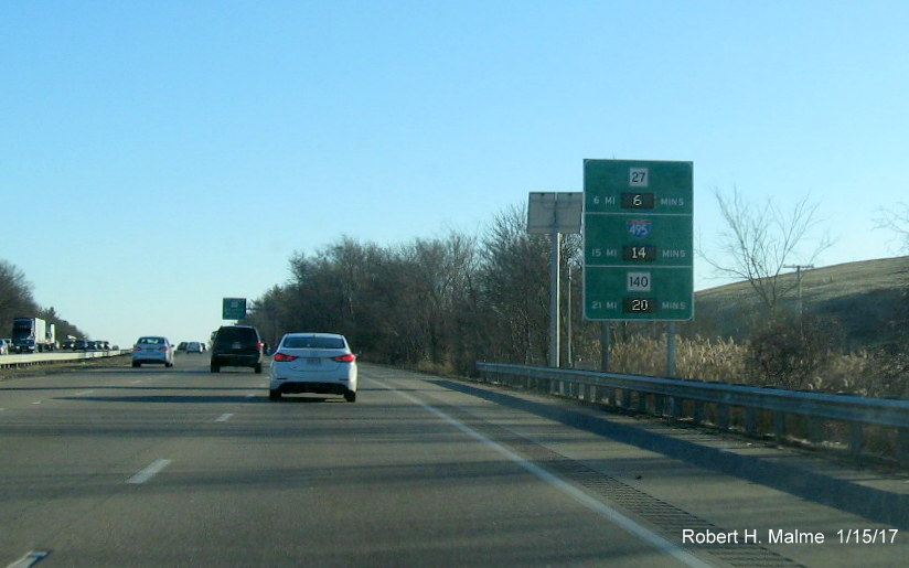 Image of activated Real Time Traffic sign on MA 24 South in Randolph