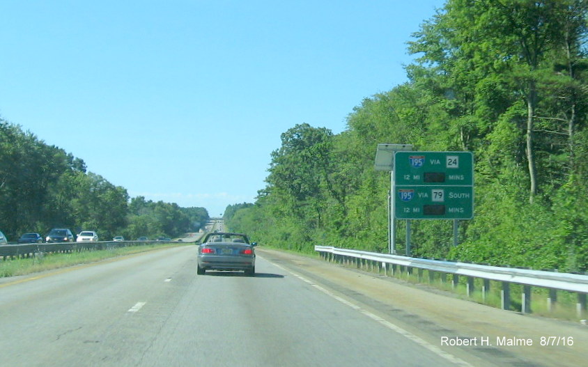 Image of newly placed Real Time Traffic Sign along MA 24 South in Raynham