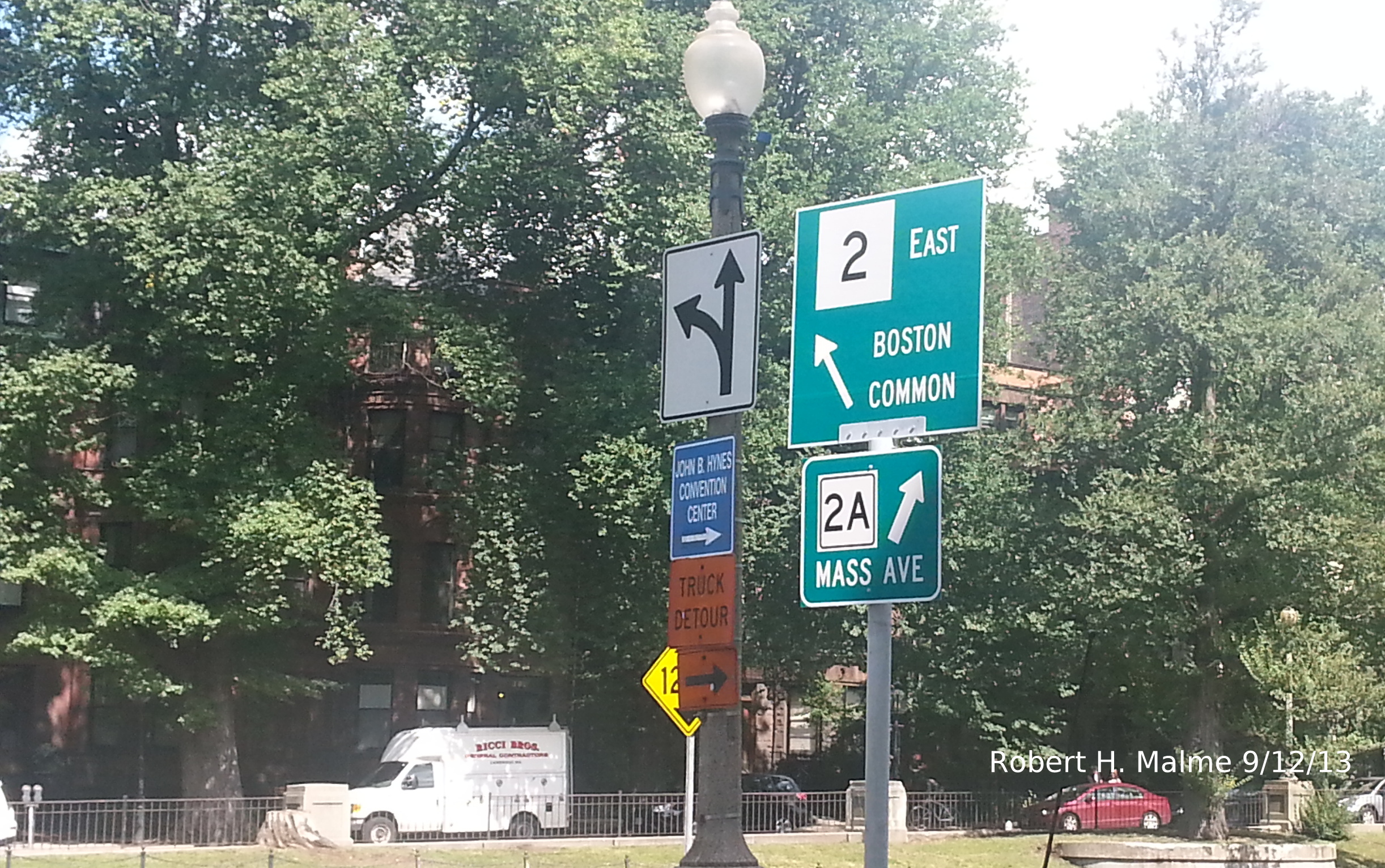 New MA 2A Small Guide Sign at Intersection of Comm and Mass Aves, Boston, Sept. 2013