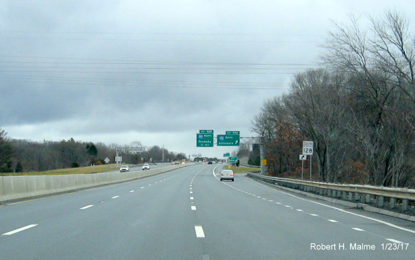 Image of signage at interchange of MA 2 East and I-95 in Lexington